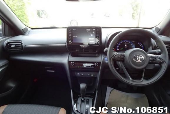 Toyota Yaris Cross in White for Sale Image 5