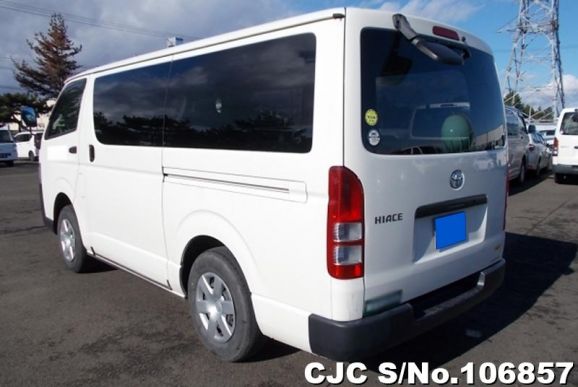 Toyota Hiace in White for Sale Image 2