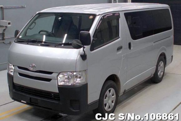 Toyota Hiace in Silver for Sale Image 3