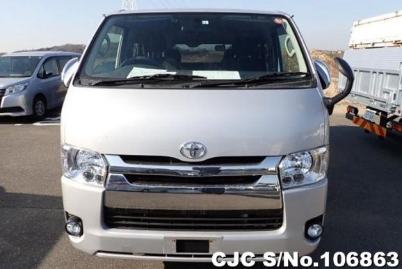 Toyota Hiace in Silver for Sale Image 4