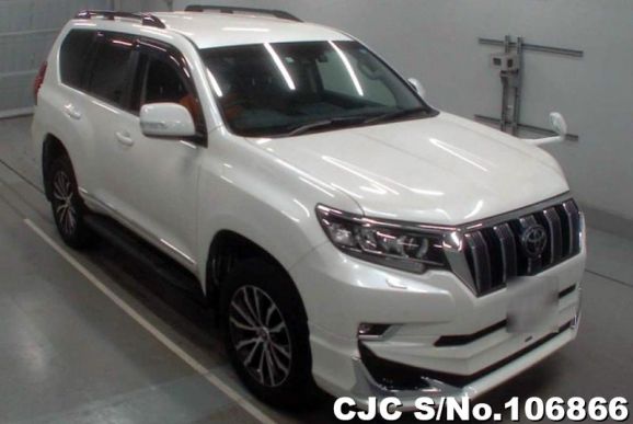 Toyota Land Cruiser Prado in White for Sale Image 0