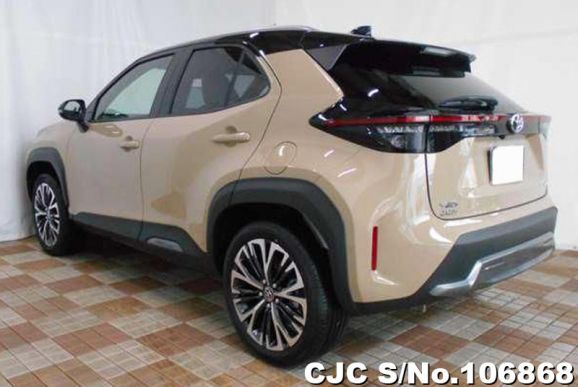 Toyota Yaris Cross in Brown for Sale Image 2