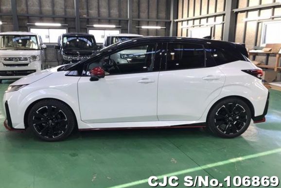 Nissan Aura e-Power in White for Sale Image 7