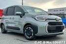 Toyota Sienta in Urban Khaki for Sale Image 0