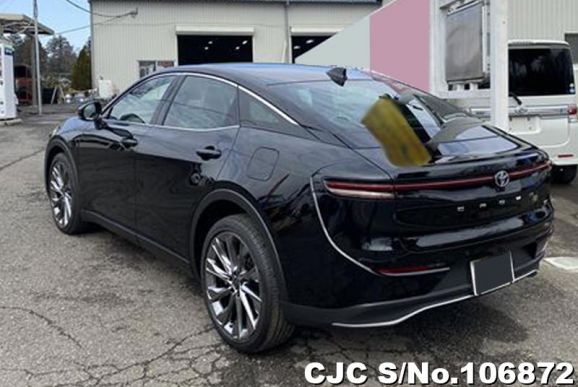 Toyota Crown Crossover in Black for Sale Image 2