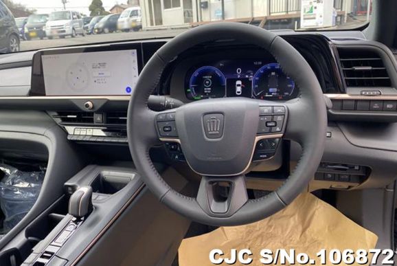 Toyota Crown Crossover in Black for Sale Image 12