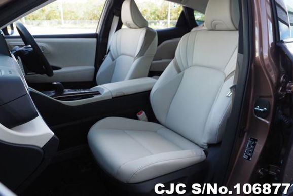 Toyota Crown Crossover in Brown for Sale Image 8