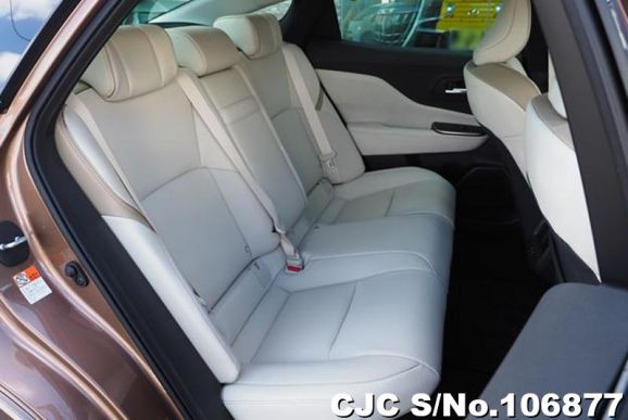 Toyota Crown Crossover in Brown for Sale Image 11