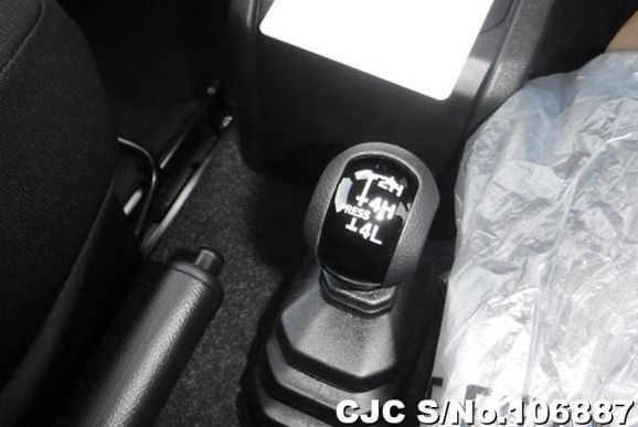 Suzuki Jimny in Gray for Sale Image 11