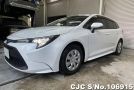 Toyota Corolla in Pearl for Sale Image 2