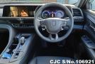 Toyota Crown Crossover in Pearl for Sale Image 7