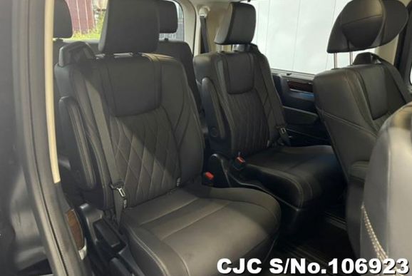 Toyota GranAce in Black for Sale Image 14