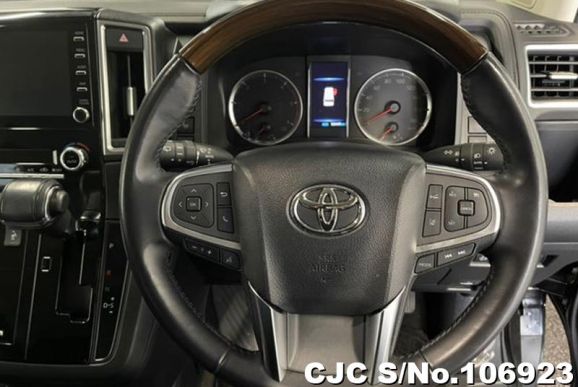 Toyota GranAce in Black for Sale Image 18