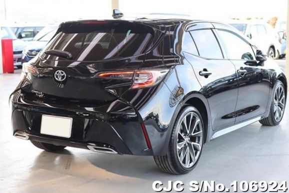 Toyota Corolla in Black for Sale Image 2