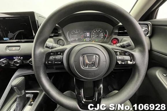 Honda Vezel in Black for Sale Image 12