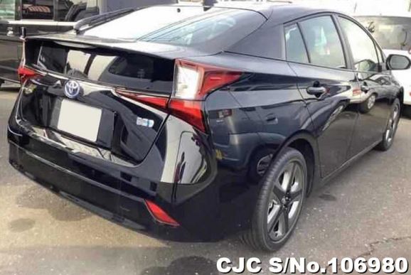 Toyota Prius in Black for Sale Image 2