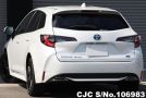 Toyota Corolla in Pearl for Sale Image 2