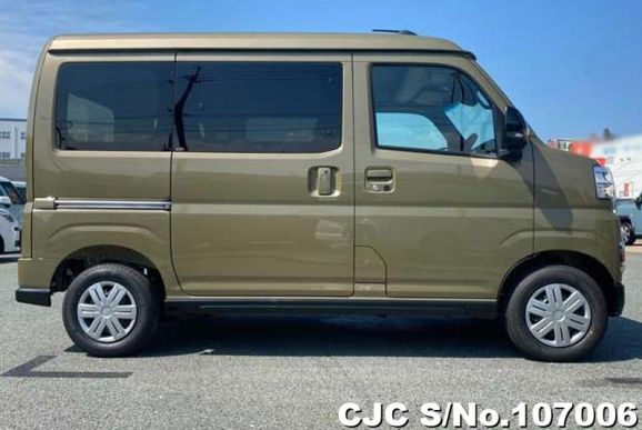 Daihatsu Atrai in Green for Sale Image 6