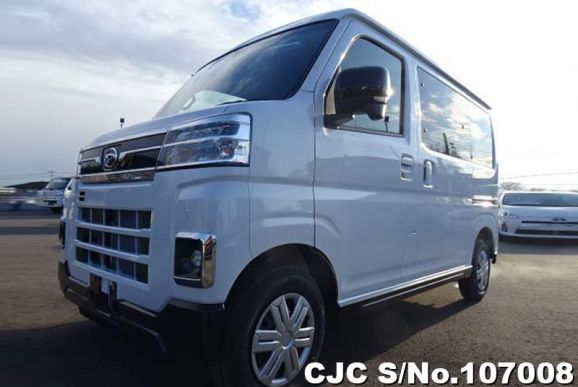 Daihatsu Atrai in White for Sale Image 3