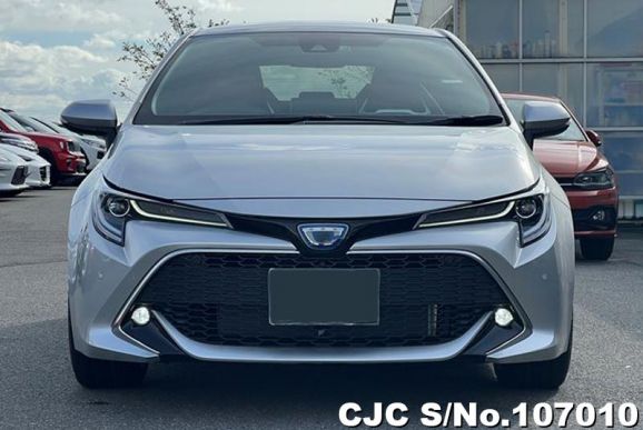 Toyota Corolla Sport in Silver for Sale Image 4