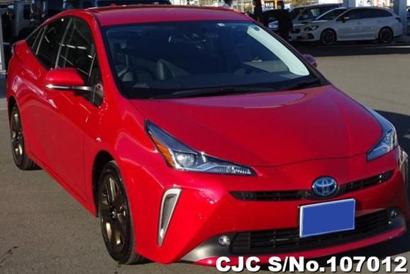 Toyota Prius in Red for Sale Image 0