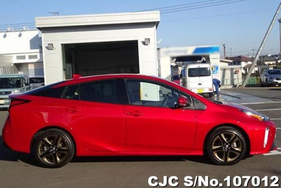 Toyota Prius in Red for Sale Image 6