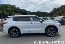 Mitsubishi Outlander in White for Sale Image 6