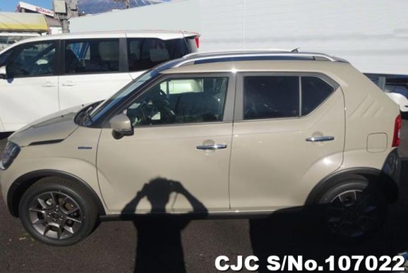 Suzuki Ignis in Beige for Sale Image 3