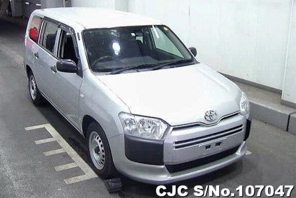 Toyota Succeed Van in Silver for Sale Image 0