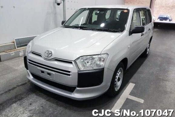 Toyota Succeed Van in Silver for Sale Image 3