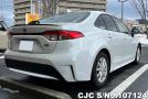 Toyota Corolla in Pearl for Sale Image 1