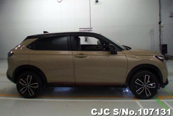 Honda Vezel in Khaki for Sale Image 4