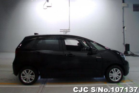 Honda Fit in Black for Sale Image 4