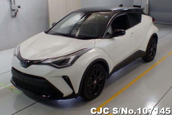 Toyota C-HR in Pearl for Sale Image 3