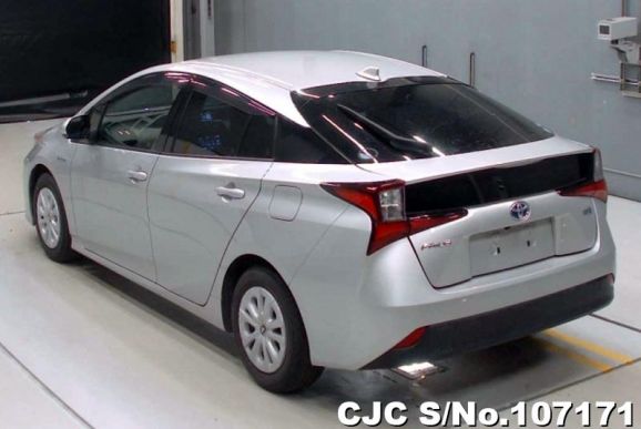 Toyota Prius in Silver for Sale Image 2