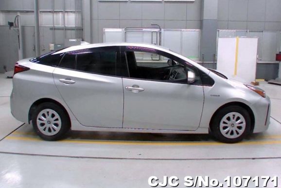 Toyota Prius in Silver for Sale Image 4