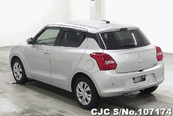 Suzuki Swift in Silver for Sale Image 1