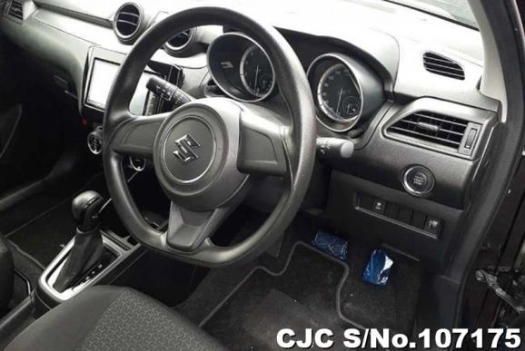 Suzuki Swift in Black for Sale Image 6