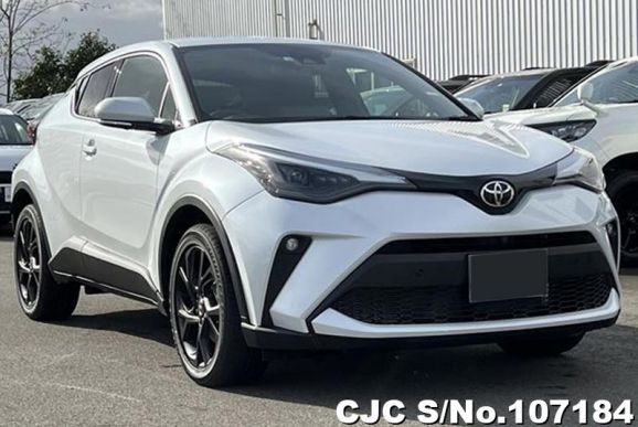 Toyota C-HR in White for Sale Image 0