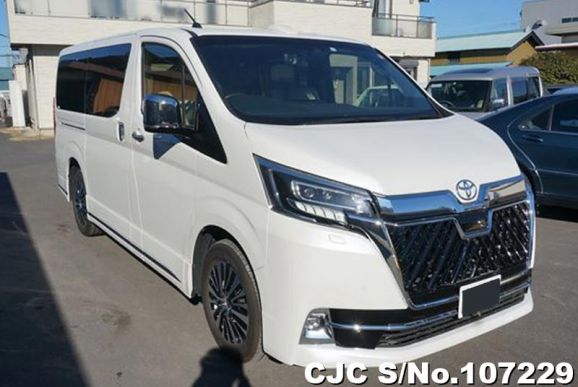 Toyota GranAce in Pearl for Sale Image 0