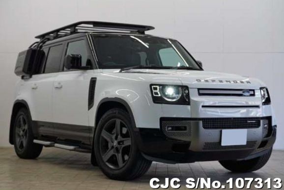 Land Rover Defender in White for Sale Image 0