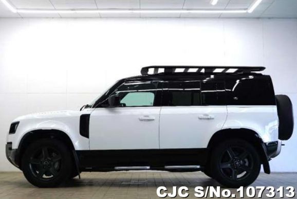 Land Rover Defender in White for Sale Image 5