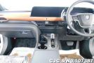 Toyota Crown Crossover in Pearl for Sale Image 7