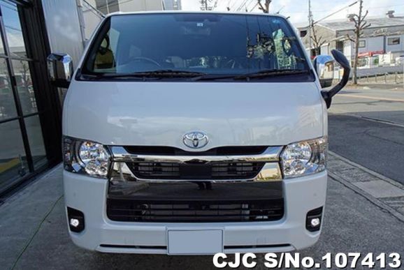 Toyota Hiace in White for Sale Image 2