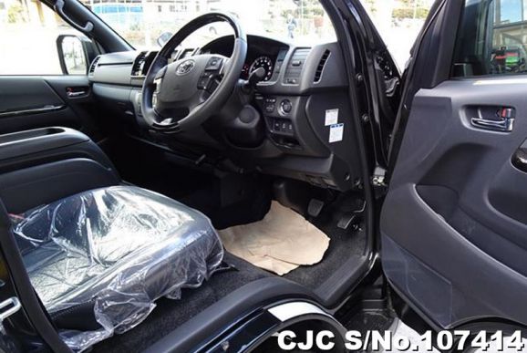 Toyota Hiace in Black for Sale Image 9