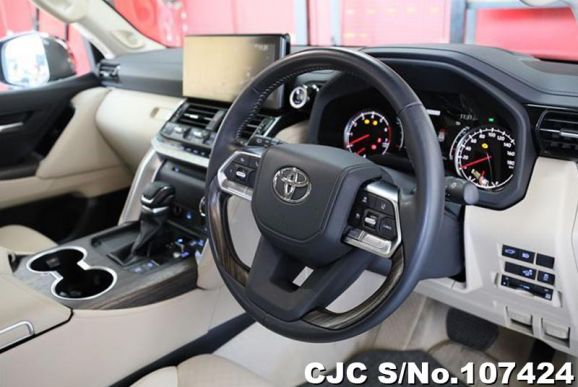 Toyota Land Cruiser in Black for Sale Image 13