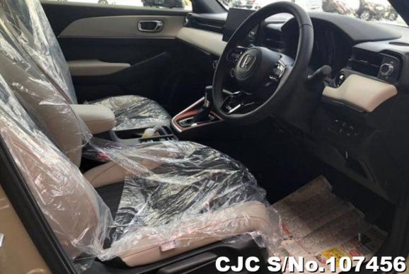 Honda Vezel in Brown for Sale Image 4