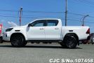 Toyota Hilux in White for Sale Image 7