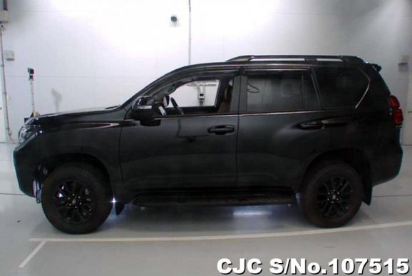 Toyota Land Cruiser Prado in Black for Sale Image 5