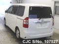 Toyota Noah in White for Sale Image 2